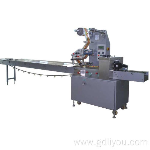 Automatic pillow packing machine